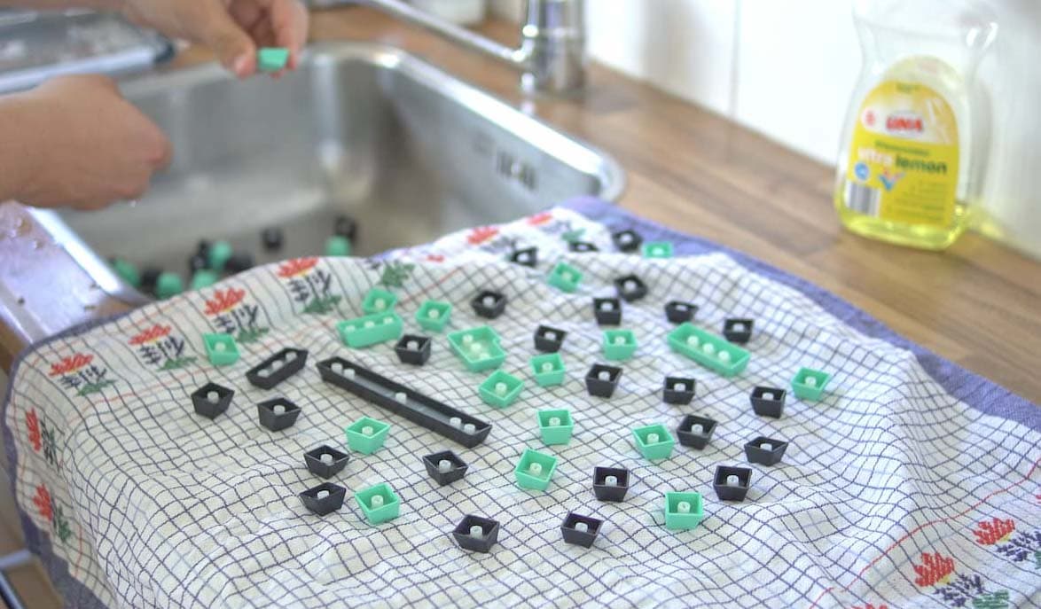 drying the keycaps on a towel